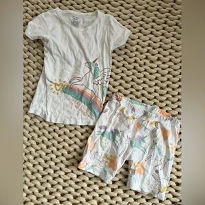 Carter’s 5T Unicorn Shorts and t-shirt sleep set
